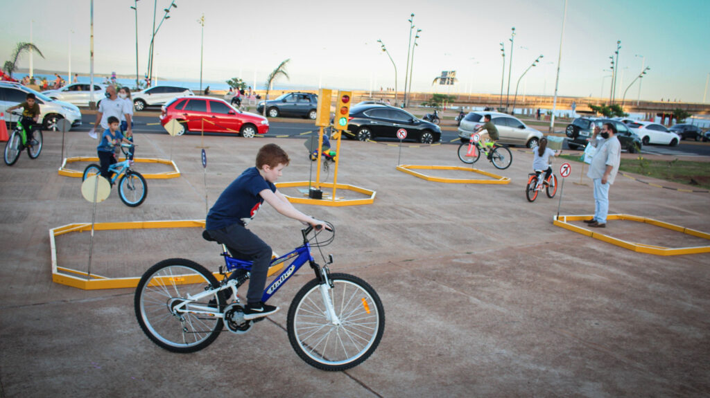 Este finde, la Escuela Vial te espera en bici en la Costanera