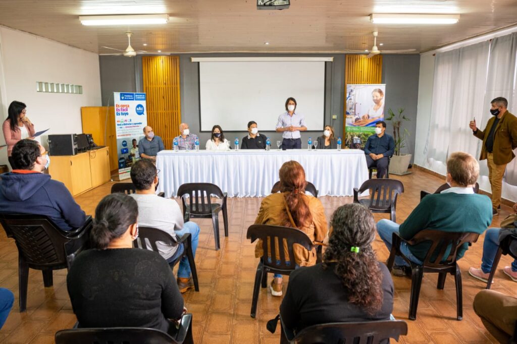 El IFAI participó del lanzamiento de la Escuela Municipal de Oficios en Montecarlo